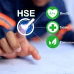 Darstellung eines HSE-Systems zur Sicherstellung der Einhaltung gesetzlicher Sicherheits- und Umweltanforderungen am Arbeitsplatz.